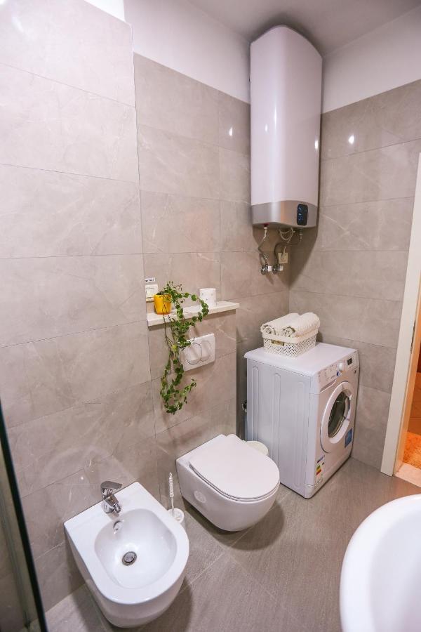 Tirana Views Apartment - Comfy & Spacious Esterno foto