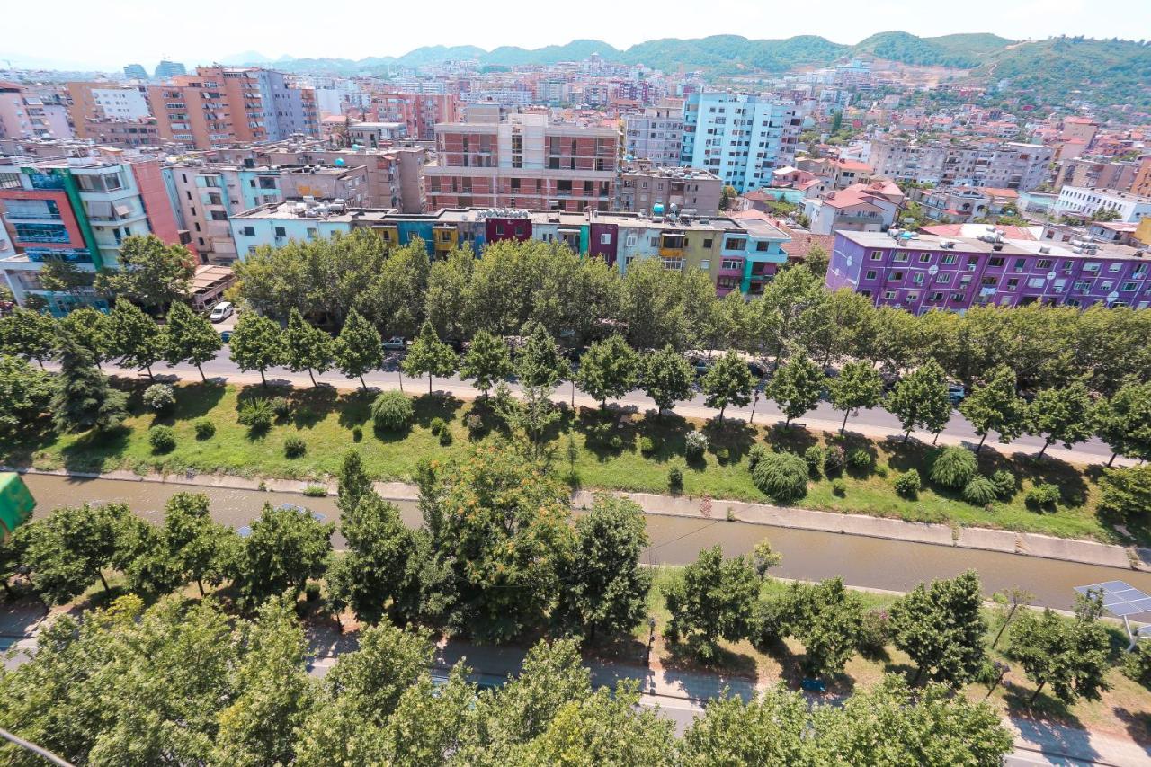 Tirana Views Apartment - Comfy & Spacious Esterno foto