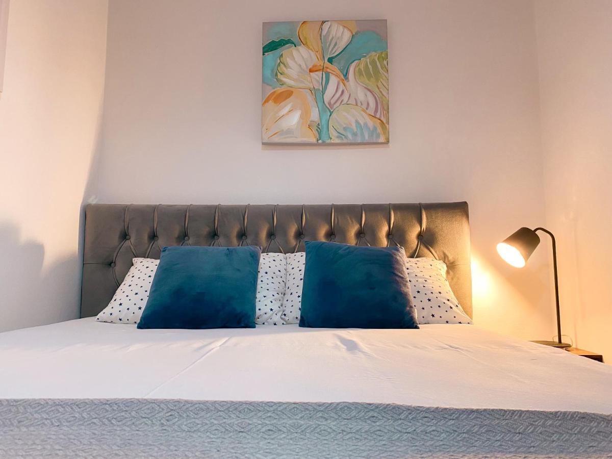 Tirana Views Apartment - Comfy & Spacious Esterno foto